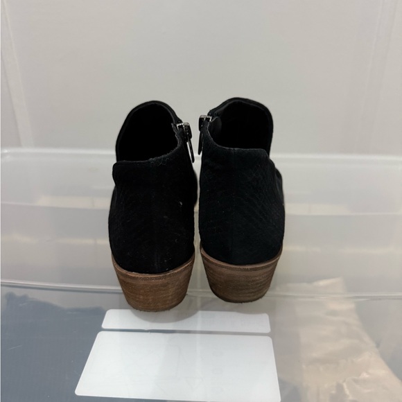 Vince Camuto Black Booties - Picture 4 of 5